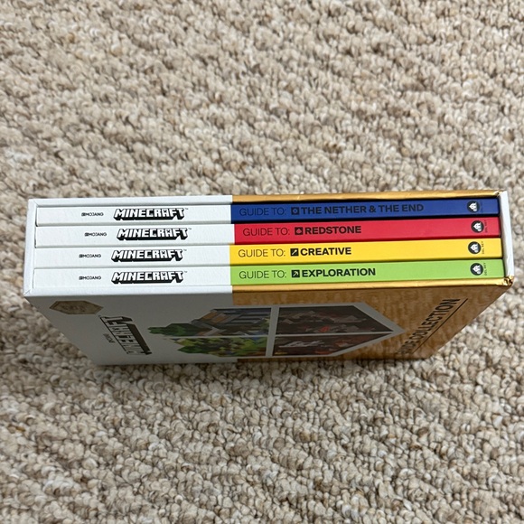 Minecraft book set - Picture 4 of 7